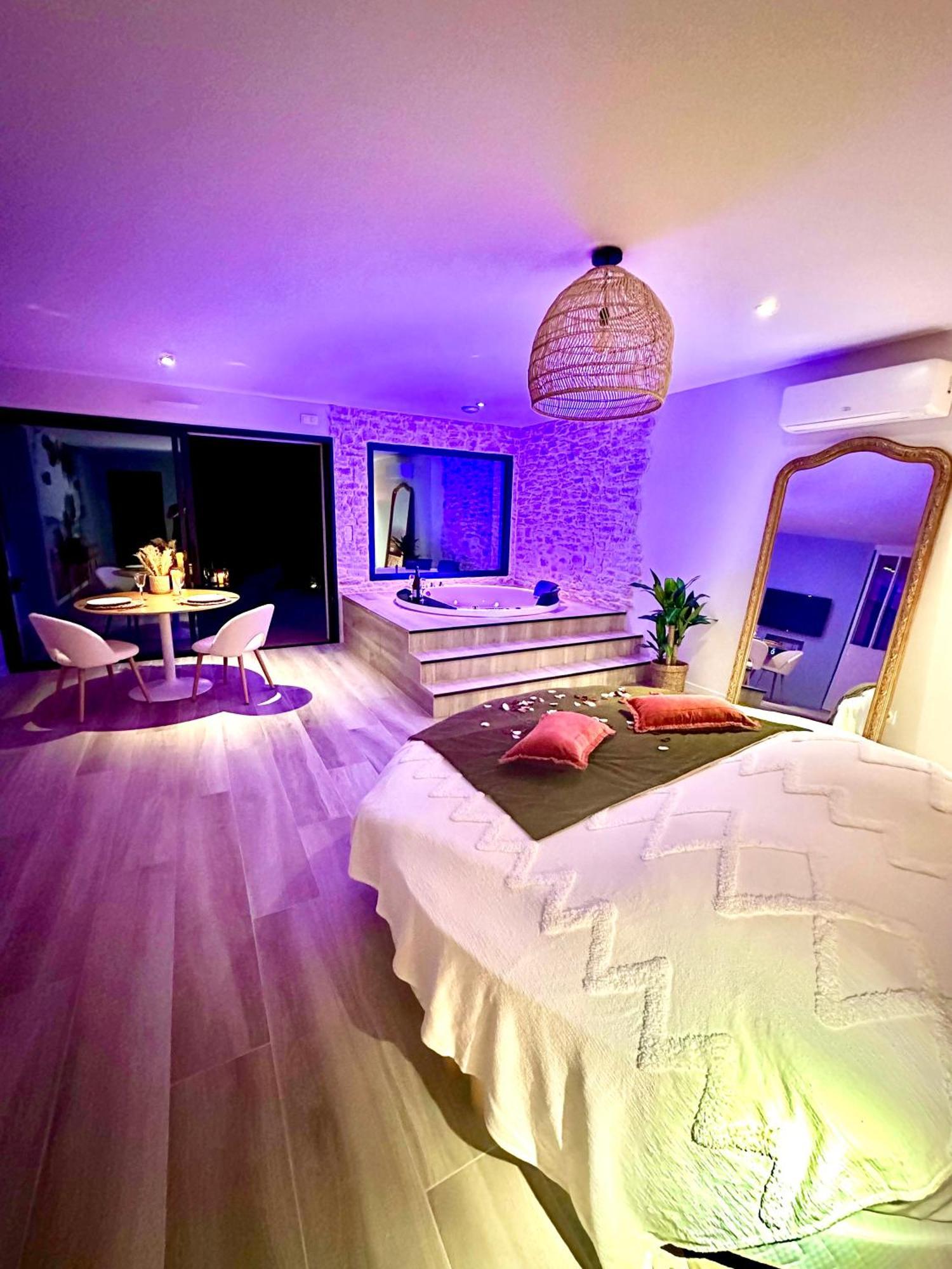 Les Suites Du Payre - Suite Romance Saint-Hilaire-de-Talmont Extérieur photo