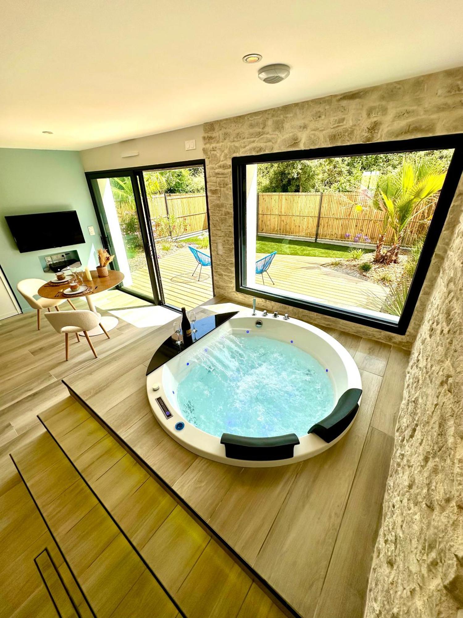 Les Suites Du Payre - Suite Romance Saint-Hilaire-de-Talmont Extérieur photo