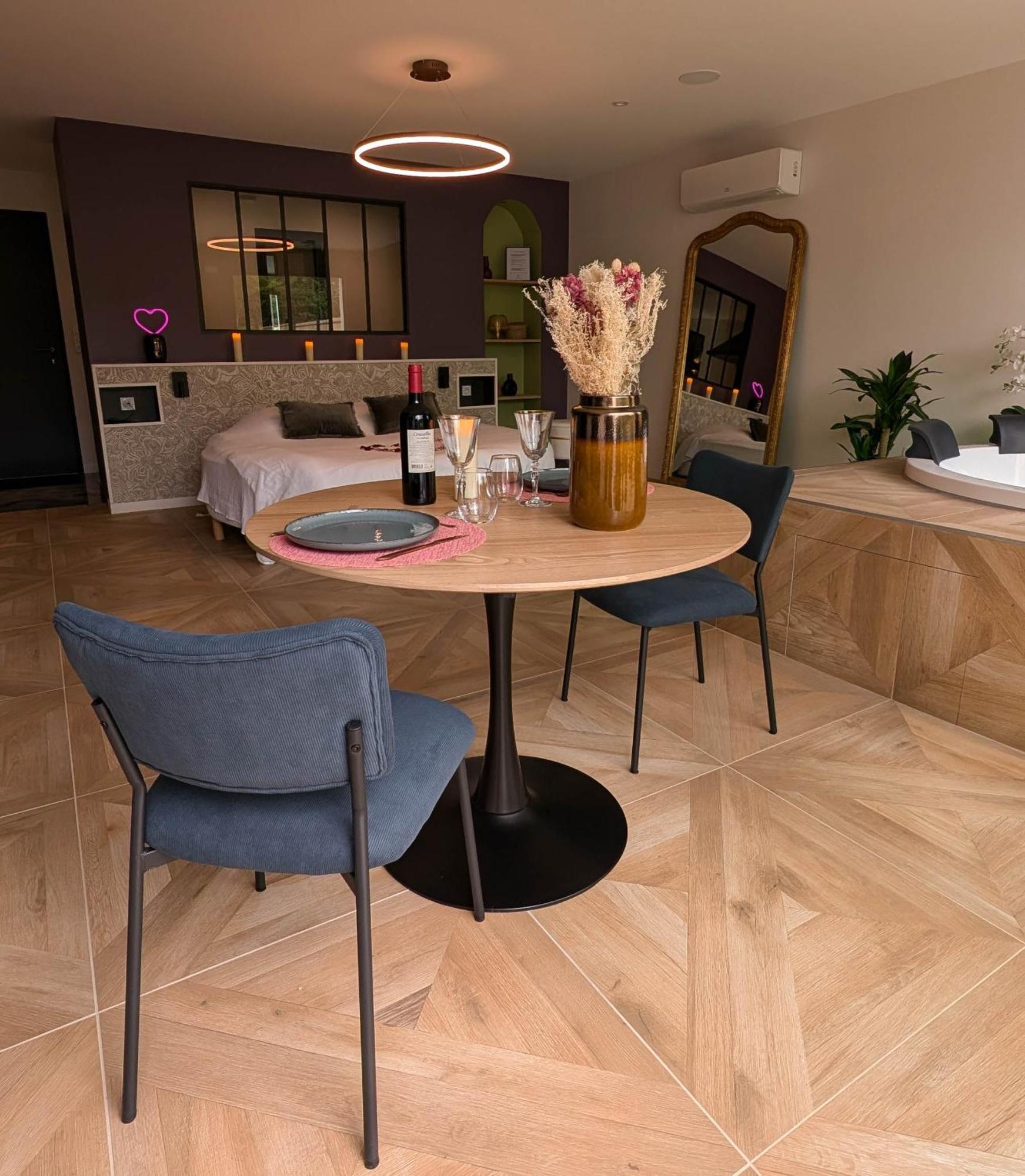 Les Suites Du Payre - Suite Romance Saint-Hilaire-de-Talmont Extérieur photo